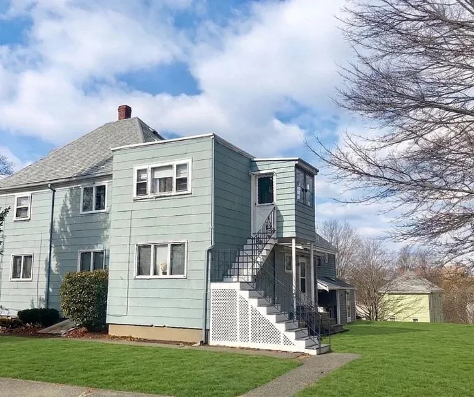 1 bed, 1 bath apartment for rent at 10 Oak St Unit 1, Saugus — photo 3 of 6