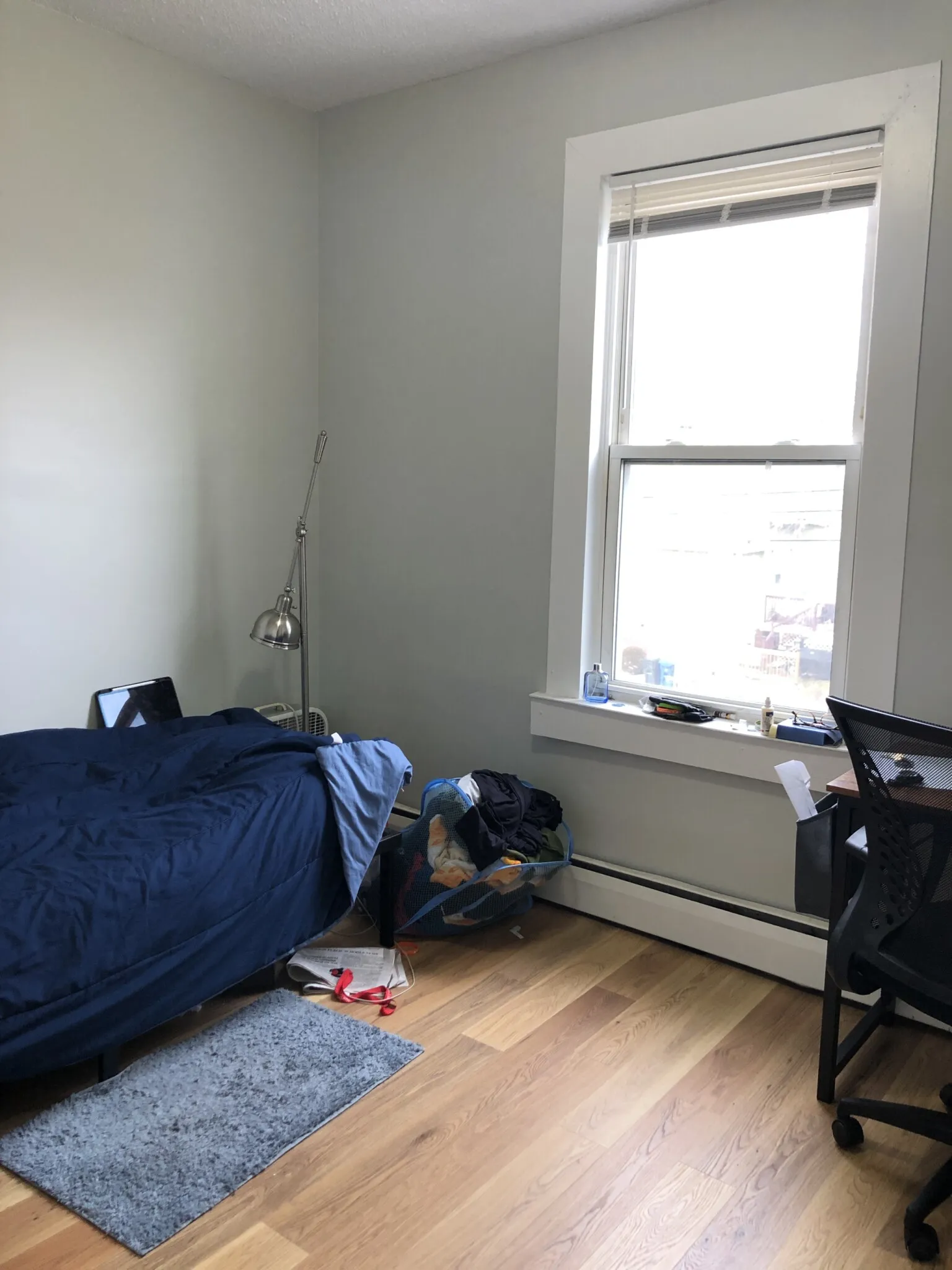3 bed, 1 bath apartment for rent at 10 Oakland St Unit 3A, Roxbury — photo 6 of 8