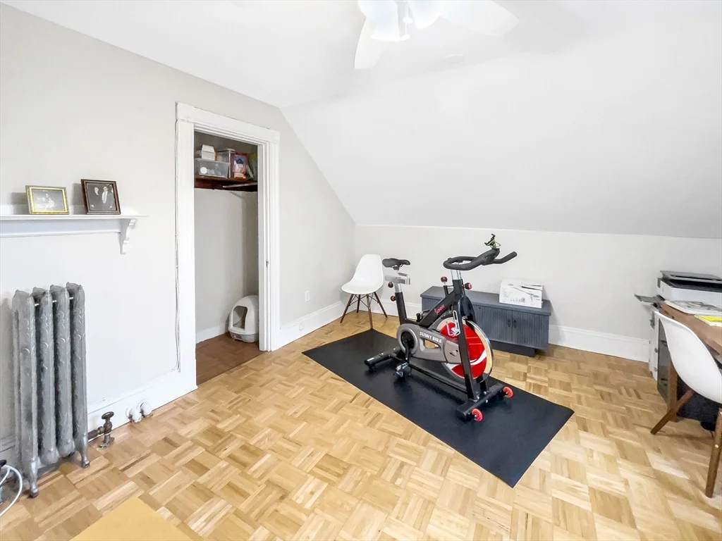 2 bed, 1 bath apartment for rent at 10 Oakview Ter Unit 3, Jamaica Plain — photo 16 of 20