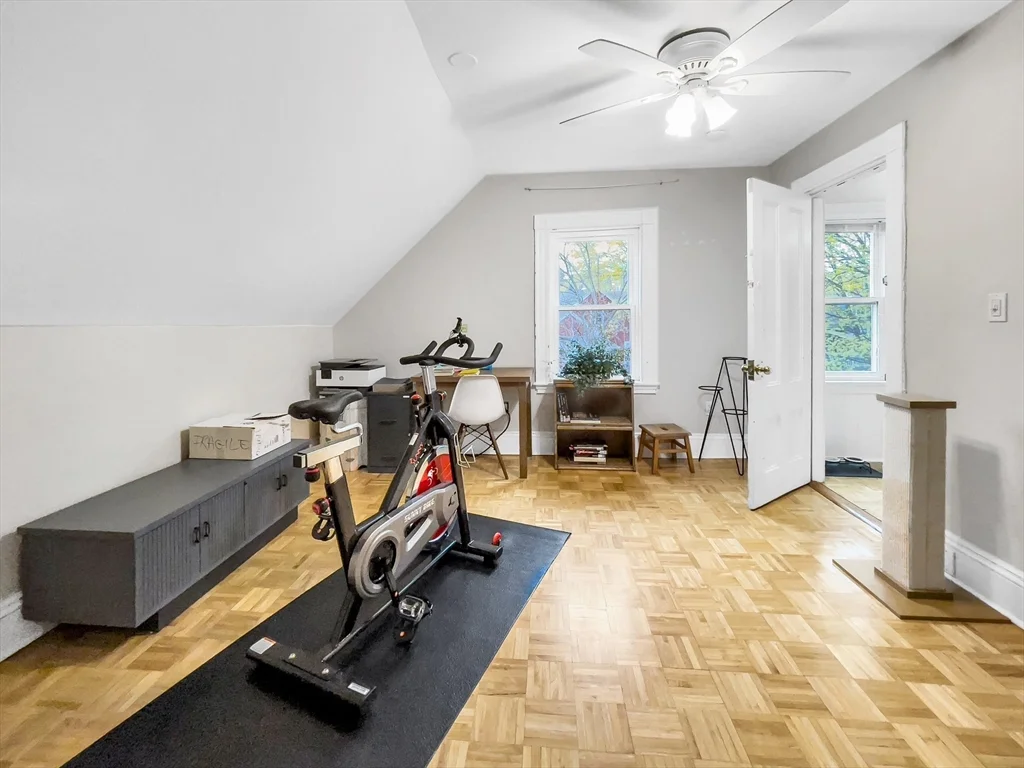 2 bed, 1 bath apartment for rent at 10 Oakview Ter Unit 3, Jamaica Plain — photo 18 of 20