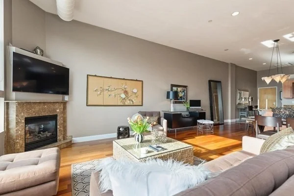 1 bed, 1 bath apartment for rent at 10 Ocean Ave Unit 204, Revere — photo 1 of 3