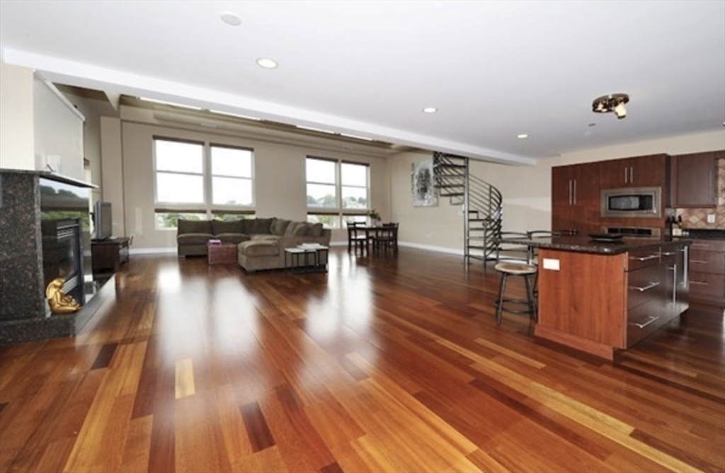 1 bed, 2 bath apartment for rent at 10 Ocean Ave Unit 402, Revere Beach — photo 1 of 17