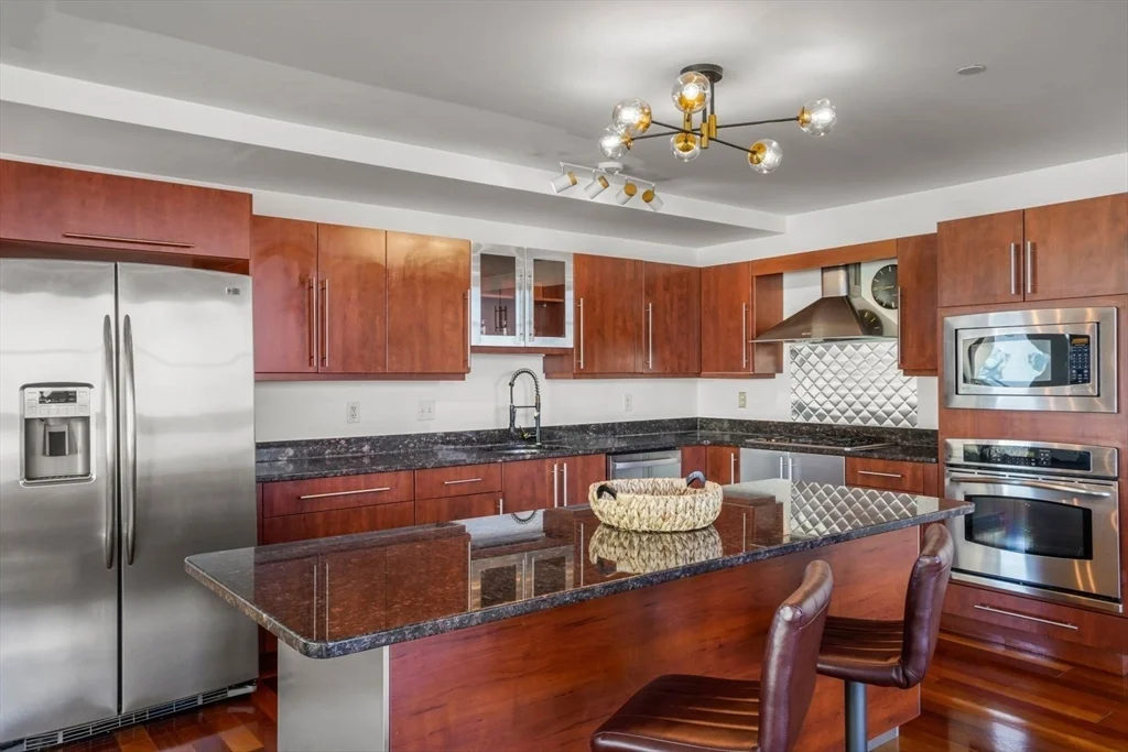 1 bed, 2 bath apartment for rent at 10 Ocean Ave Unit 414, Revere Beach — photo 11 of 24