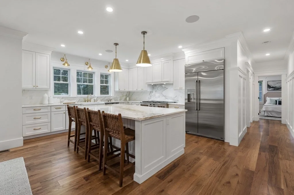 4 bed, 4+ bath apartment for rent at 10 Ocean Ledge Dr, Cohasset — photo 17 of 41