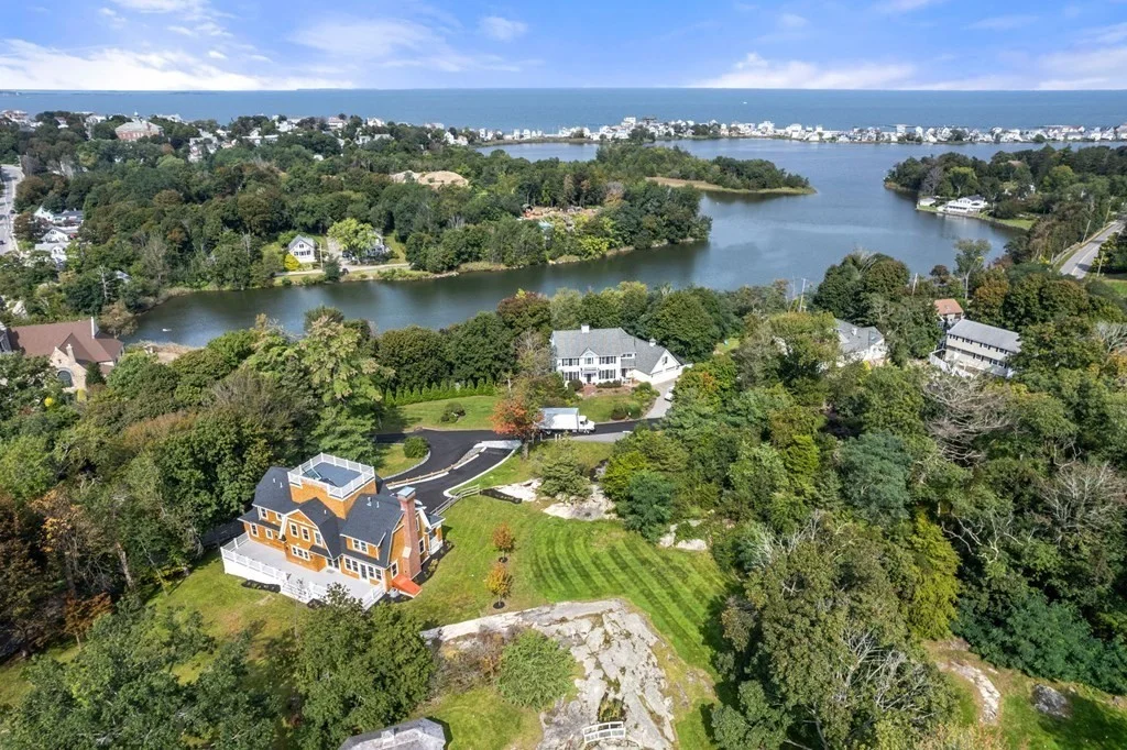 4 bed, 4+ bath apartment for rent at 10 Ocean Ledge Dr, Cohasset — photo 4 of 41