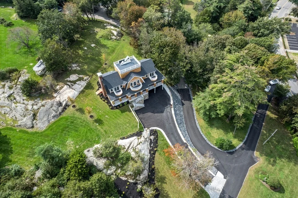 4 bed, 4+ bath apartment for rent at 10 Ocean Ledge Dr, Cohasset — photo 5 of 41