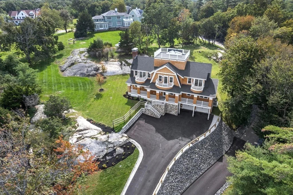 4 bed, 4+ bath apartment for rent at 10 Ocean Ledge Dr, Cohasset — photo 3 of 41