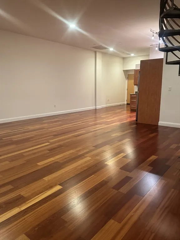 1 bed, 1 bath apartment for rent at 10 Ocean Unit 4004, Revere — photo 15 of 17