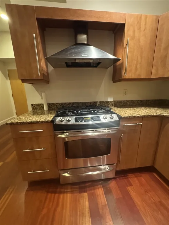 1 bed, 1 bath apartment for rent at 10 Ocean Unit 4004, Revere — photo 4 of 17