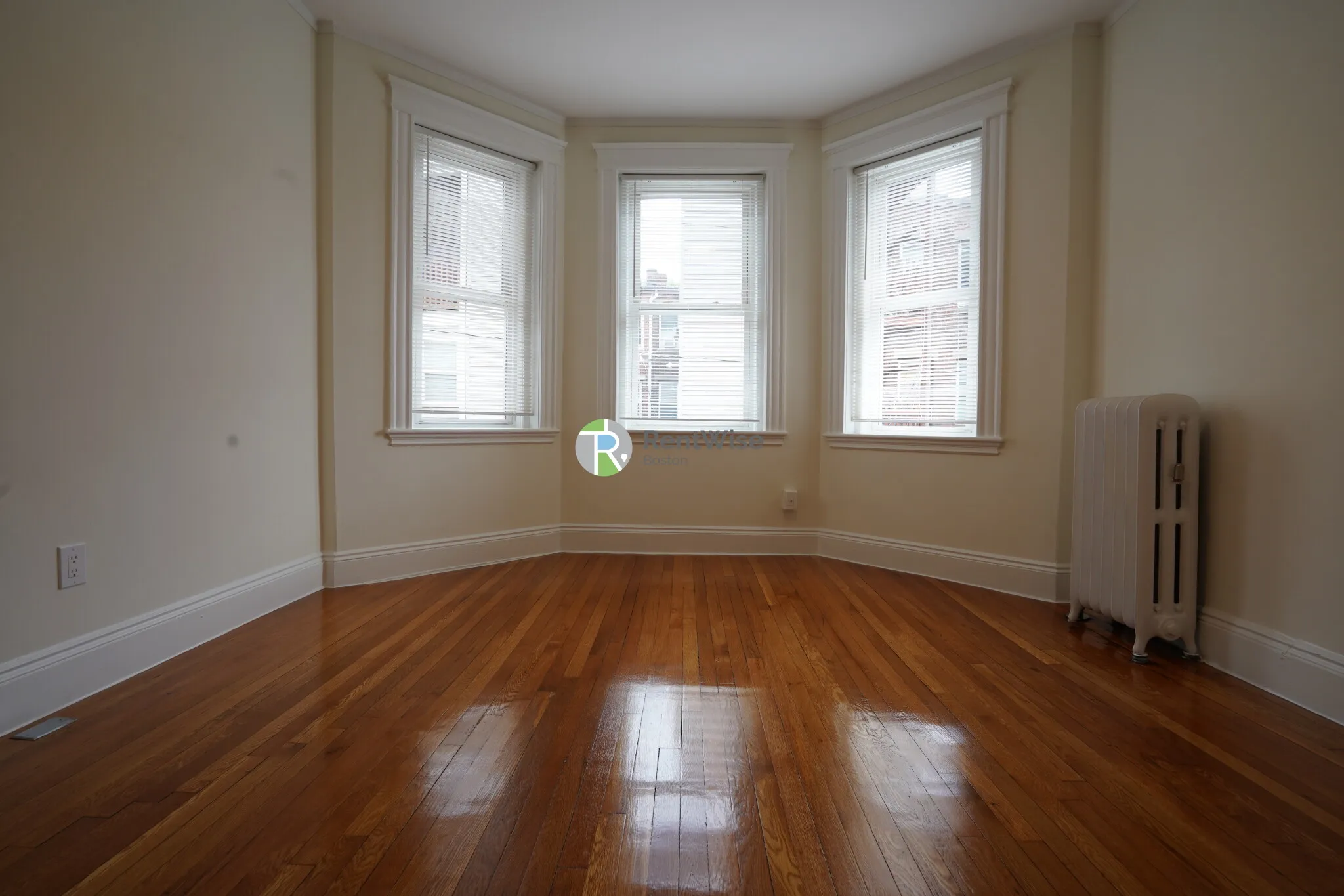 1 bed, 1 bath apartment for rent at 10 Orkney Rd Unit 23, Brighton — photo 3 of 21