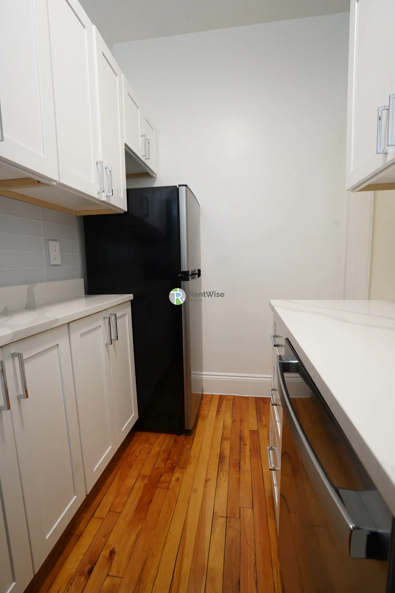 1 bed, 1 bath apartment for rent at 10 Orkney Rd Unit 23, Brighton — photo 11 of 21