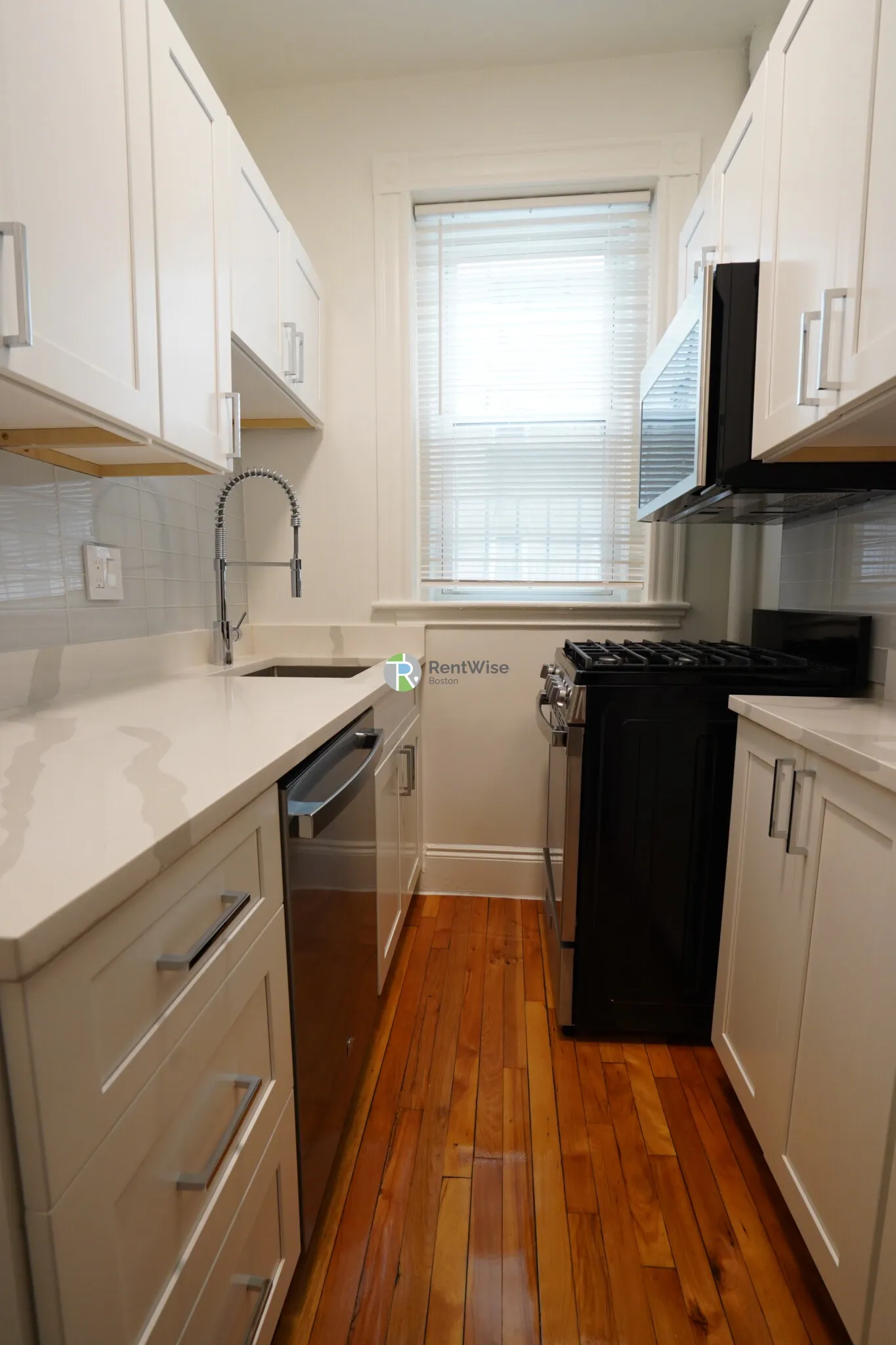 1 bed, 1 bath apartment for rent at 10 Orkney Rd Unit 23, Brighton — photo 10 of 21