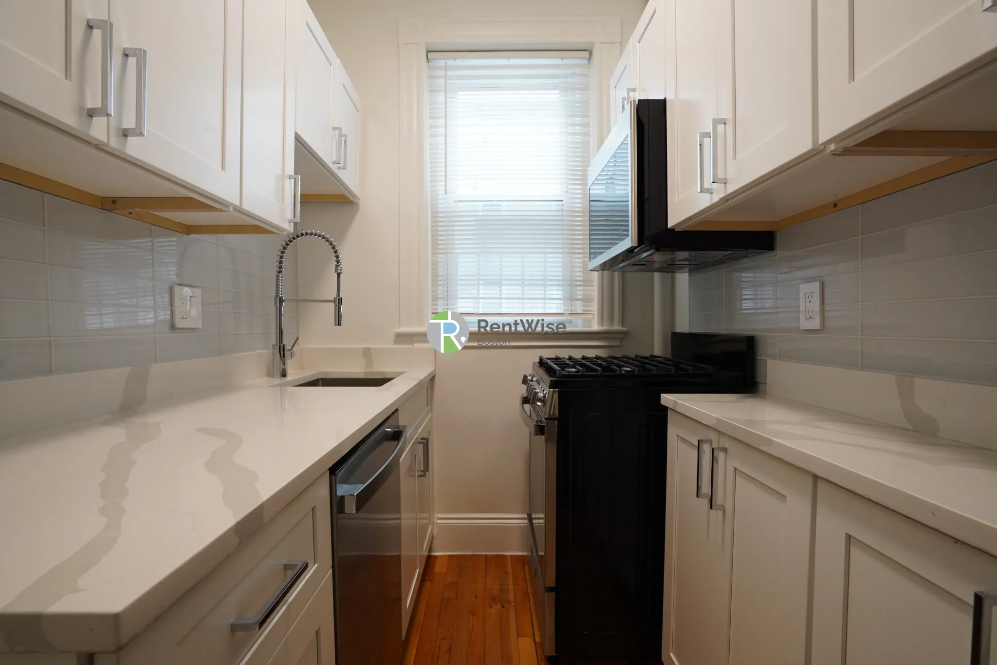 1 bed, 1 bath apartment for rent at 10 Orkney Rd Unit 23, Brighton — photo 9 of 21