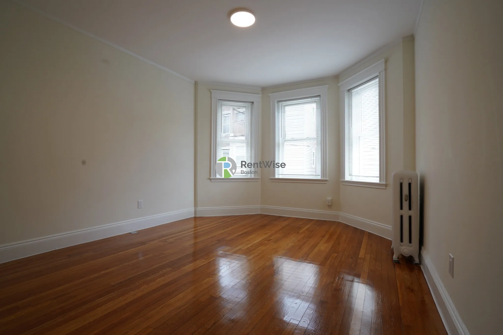 1 bed, 1 bath apartment for rent at 10 Orkney Rd Unit 23, Brighton — photo 4 of 21