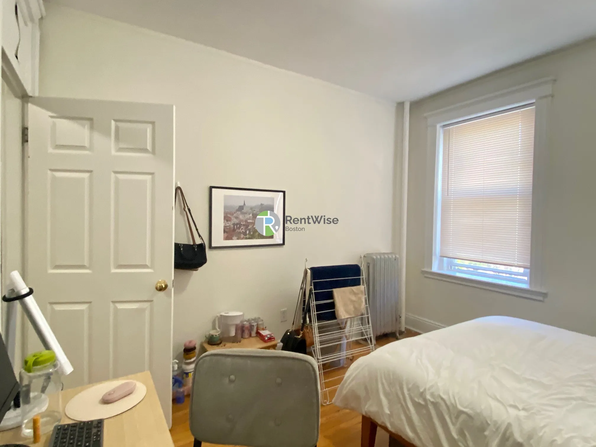 1 bed, 1 bath apartment for rent at 10 Orkney Rd Unit 26, Brighton — photo 1 of 14