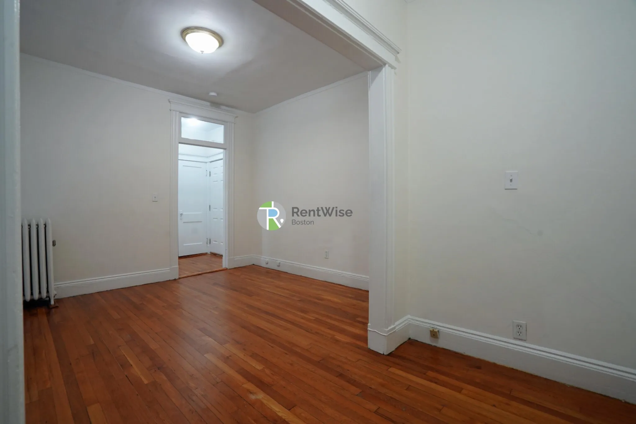 Studio bed, 1 bath apartment for rent at 10 Orkney Rd Unit 5, Brighton — photo 7 of 17