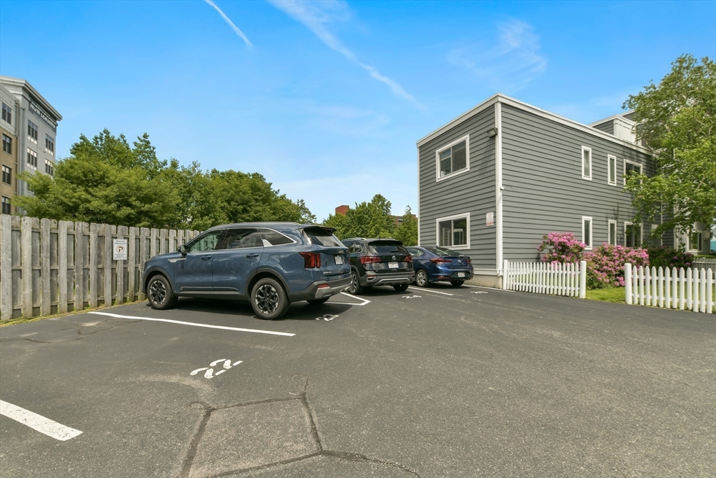 2 bed, 2 bath apartment for rent at 10 Orleans St Unit 106, East Boston — photo 26 of 34
