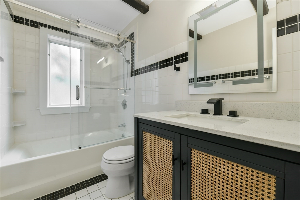 2 bed, 2 bath apartment for rent at 10 Orleans St Unit 106, East Boston — photo 18 of 34