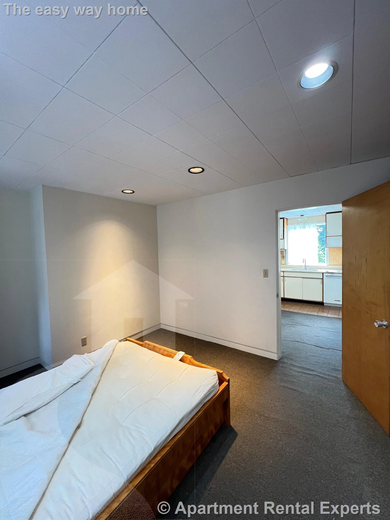 5 bed, 2 bath apartment for rent at 10 Packard Ave Unit 2, Tufts — photo 7 of 28
