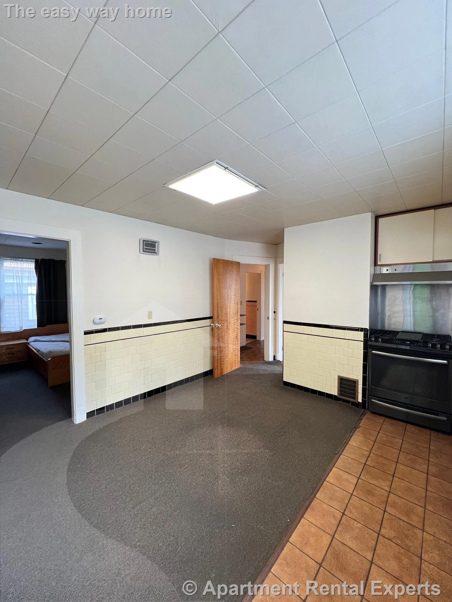 5 bed, 2 bath apartment for rent at 10 Packard Ave Unit 2, Tufts — photo 5 of 28