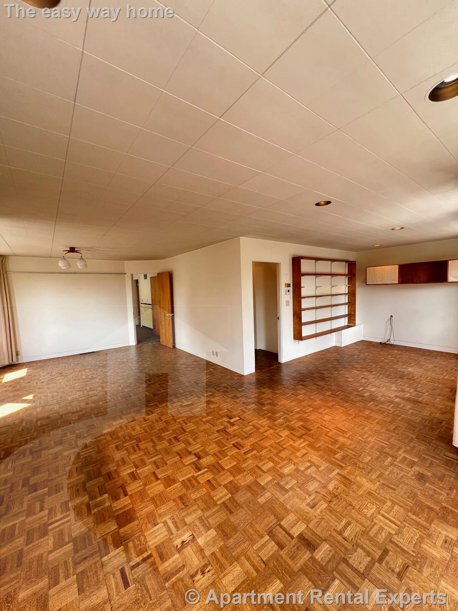 5 bed, 2 bath apartment for rent at 10 Packard Ave Unit 2, Tufts — photo 2 of 28