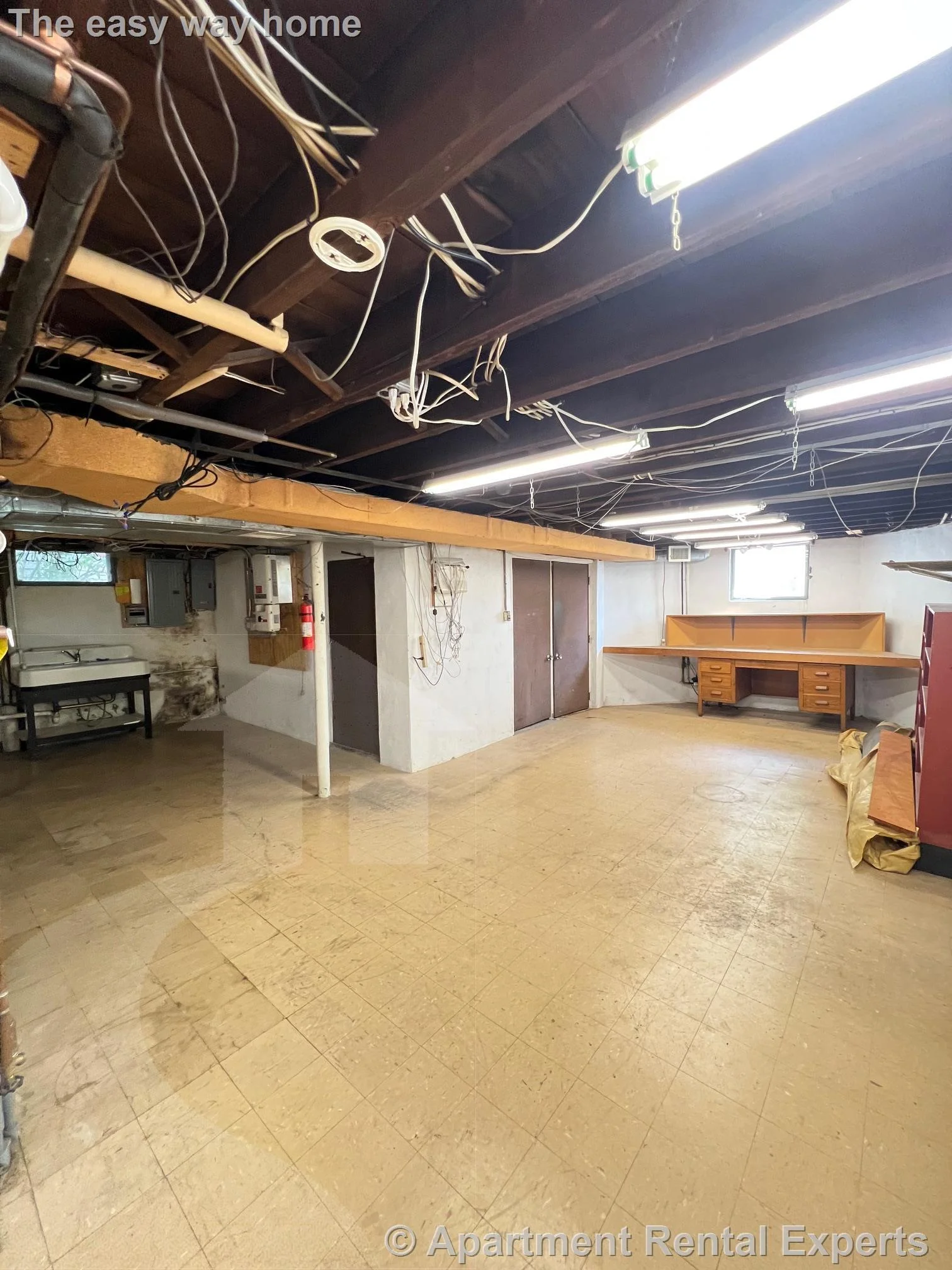 5 bed, 2 bath apartment for rent at 10 Packard Ave Unit 2, Tufts — photo 24 of 28