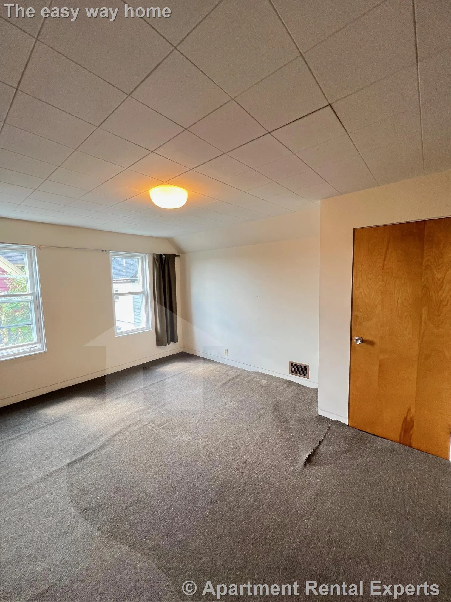 5 bed, 2 bath apartment for rent at 10 Packard Ave Unit 2, Tufts — photo 17 of 28