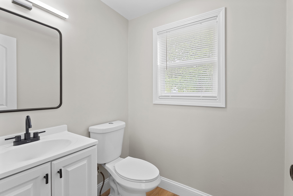 2 bed, 1 bath apartment for rent at 10 Paris Ave Unit A, Worcester — photo 22 of 27