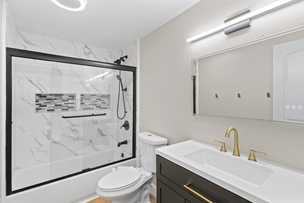 2 bed, 1 bath apartment for rent at 10 Paris Ave Unit A, Worcester — photo 13 of 27