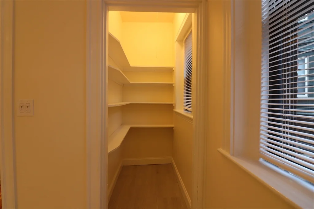 3 bed, 1 bath apartment for rent at 10 Park St Unit 1, Coolidge Corner — photo 15 of 22