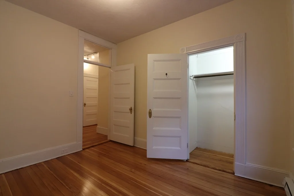 3 bed, 1 bath apartment for rent at 10 Park St Unit 1, Coolidge Corner — photo 12 of 22