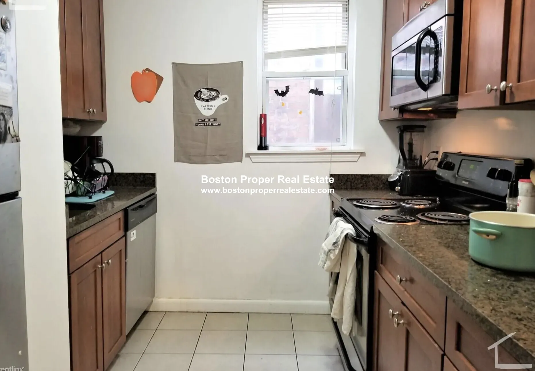 5 bed, 2 bath apartment for rent at 10 Parker Hill Ave Unit 2A, Coolidge Corner — photo 12 of 14
