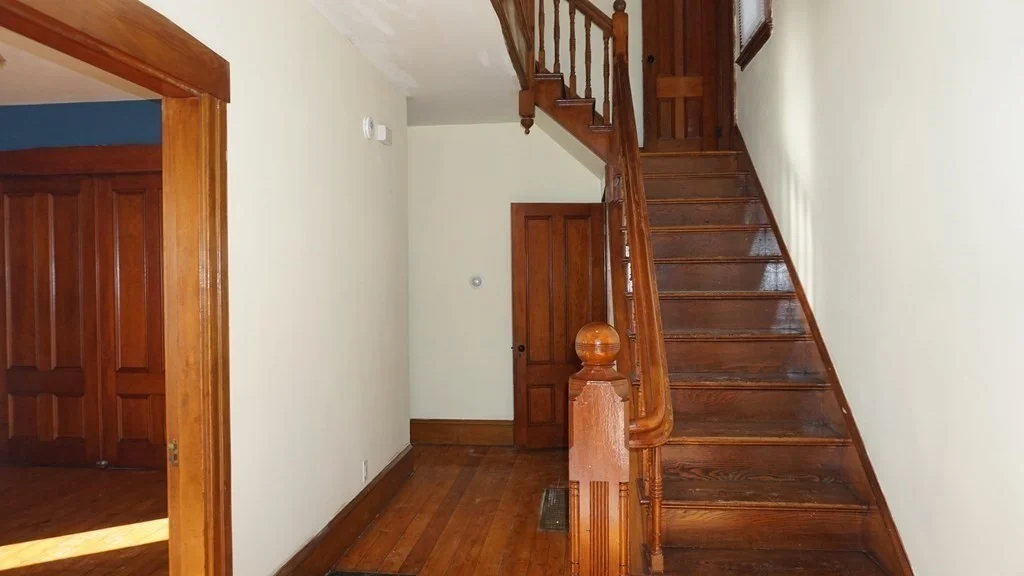 6 bed, 2.5 bath apartment for rent at 10 Parkman St Unit 1, Dorchester — photo 10 of 19
