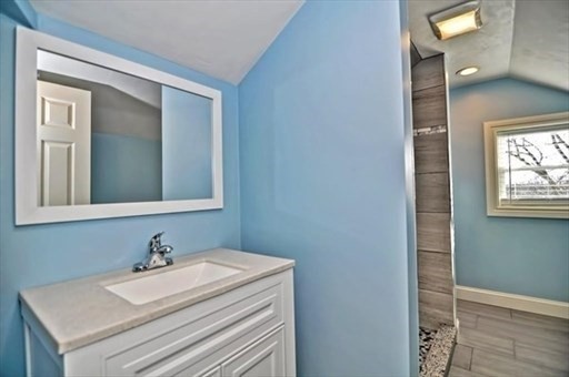 3 bed, 2 bath apartment for rent at 10 Peabody St, Worcester — photo 15 of 16