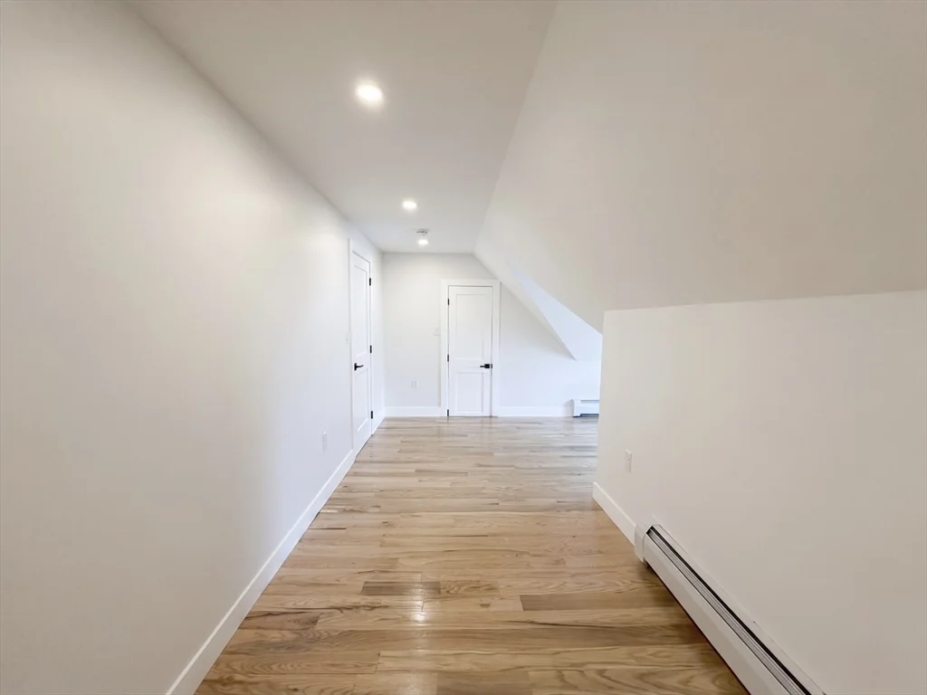 4 bed, 2 bath apartment for rent at 10 Pearl Unit 2, West Everett — photo 24 of 31