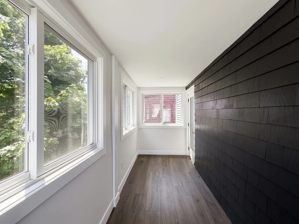 4 bed, 2 bath apartment for rent at 10 Pearl Unit 2, West Everett — photo 16 of 31