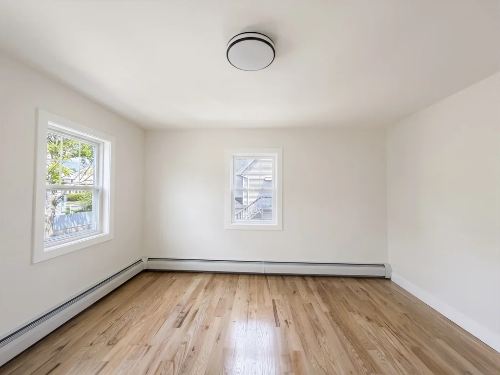 4 bed, 2 bath apartment for rent at 10 Pearl Unit 2, West Everett — photo 18 of 31