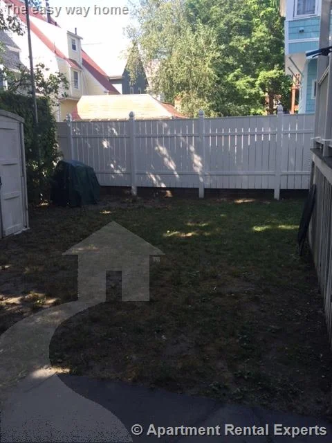 2 bed, 1 bath apartment for rent at 10 Pearson Ave Unit 3, Ball Square — photo 11 of 12