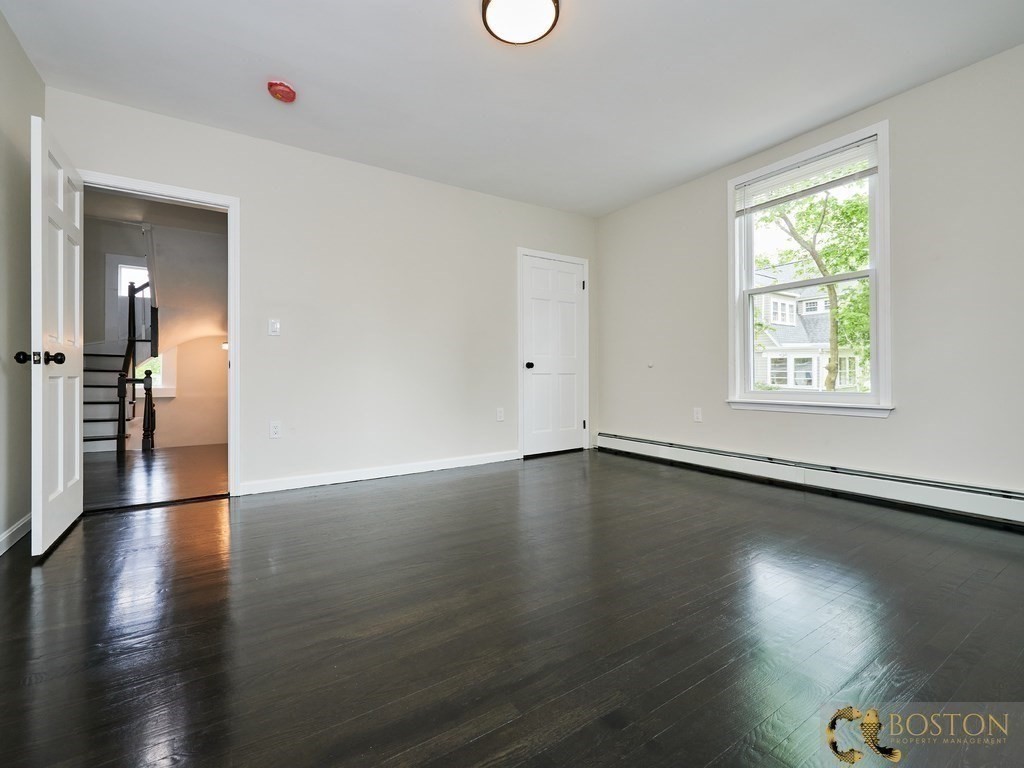 4 bed, 2 bath apartment for rent at 10 Percival St Unit 2, Dorchester — photo 5 of 21