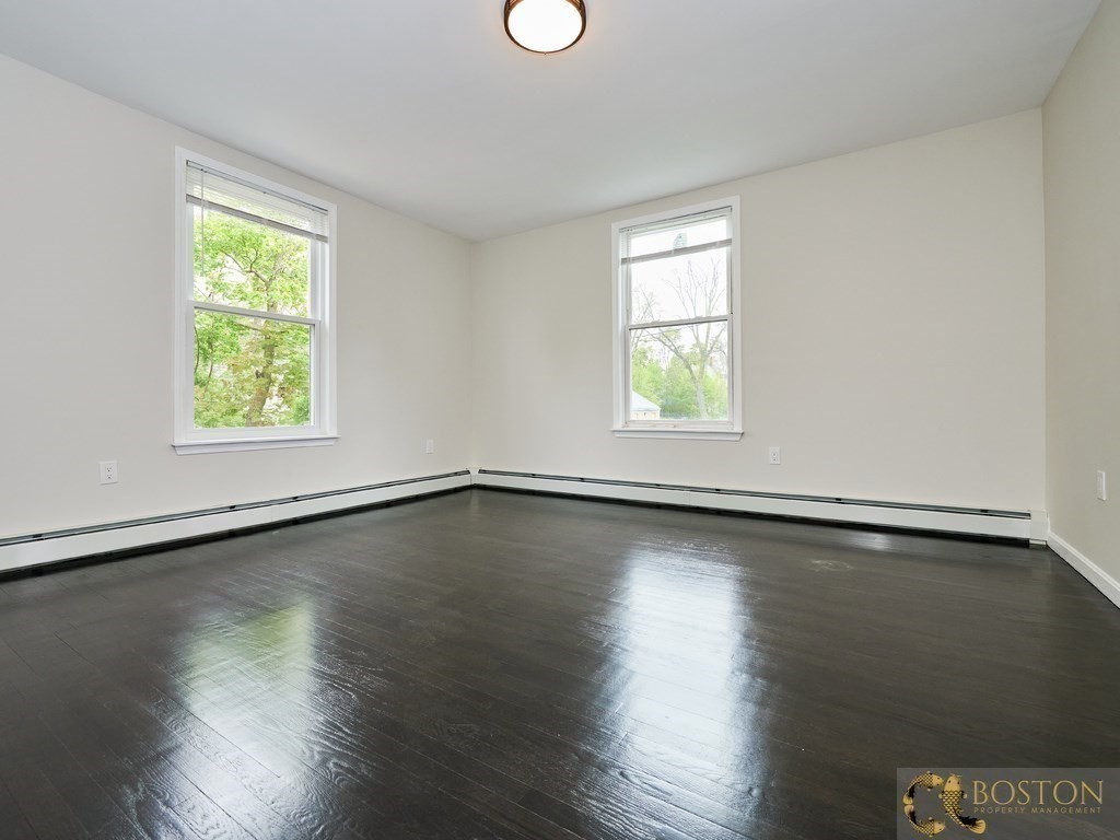 4 bed, 2 bath apartment for rent at 10 Percival St Unit 2, Dorchester — photo 6 of 21