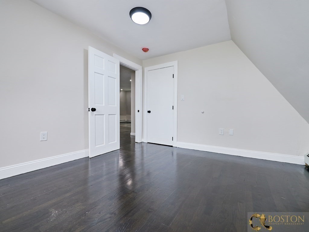 4 bed, 2 bath apartment for rent at 10 Percival St Unit 2, Dorchester — photo 19 of 21