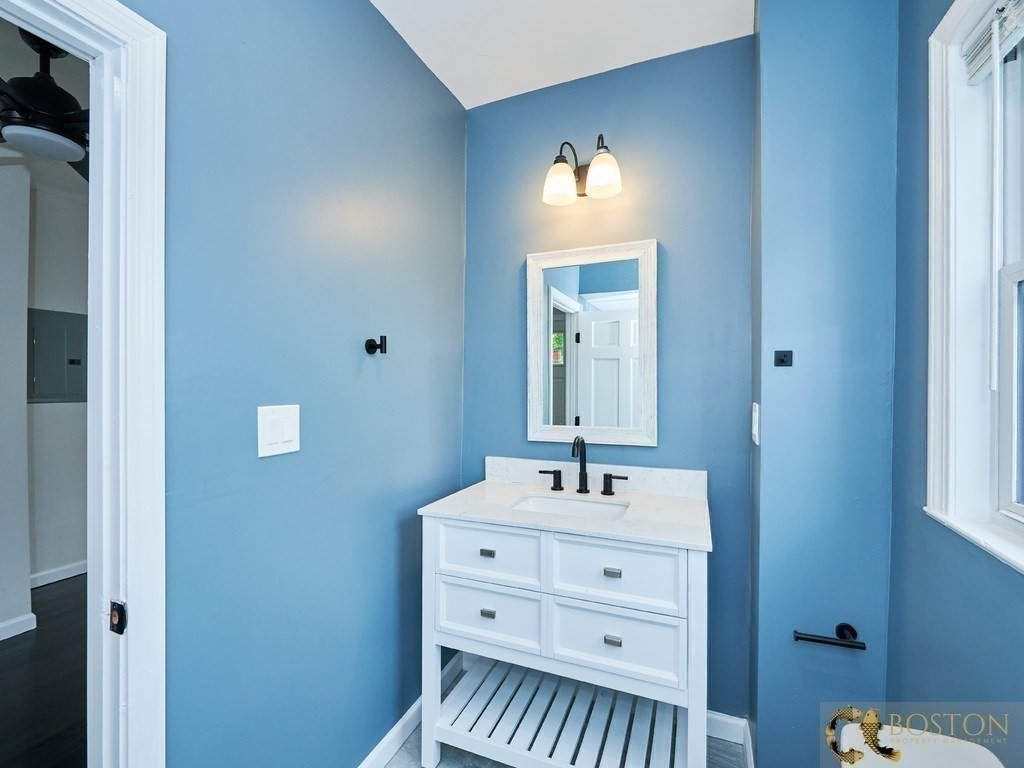 4 bed, 2 bath apartment for rent at 10 Percival St Unit 2, Dorchester — photo 8 of 21