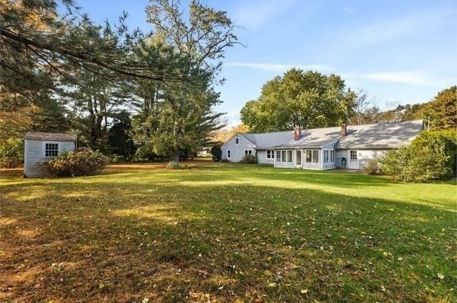 3 bed, 2 bath apartment for rent at 10 Pinegrove Unit 0, Hingham — photo 19 of 24