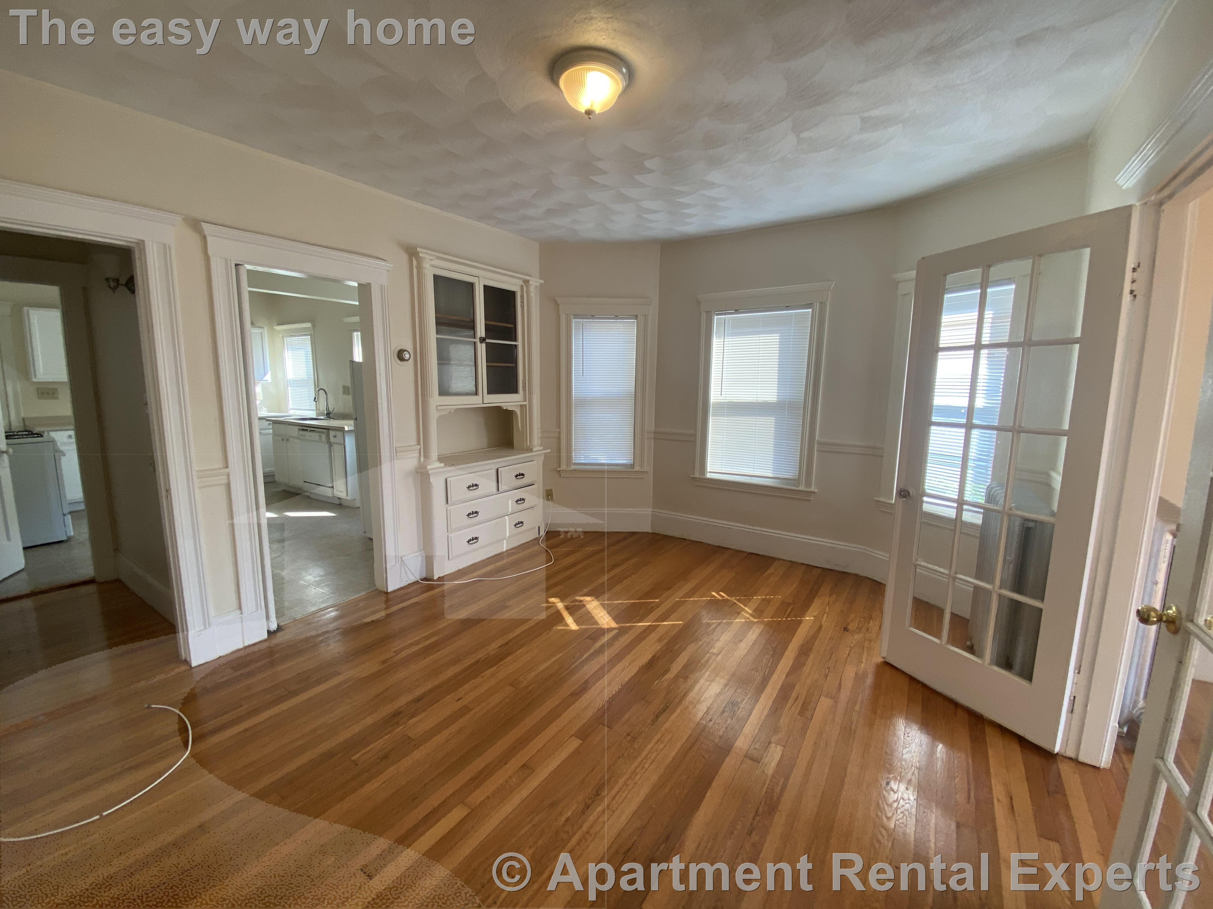 4 bed, 1 bath apartment for rent at 10 Pinkham Rd Unit 2, Tufts — photo 10 of 14