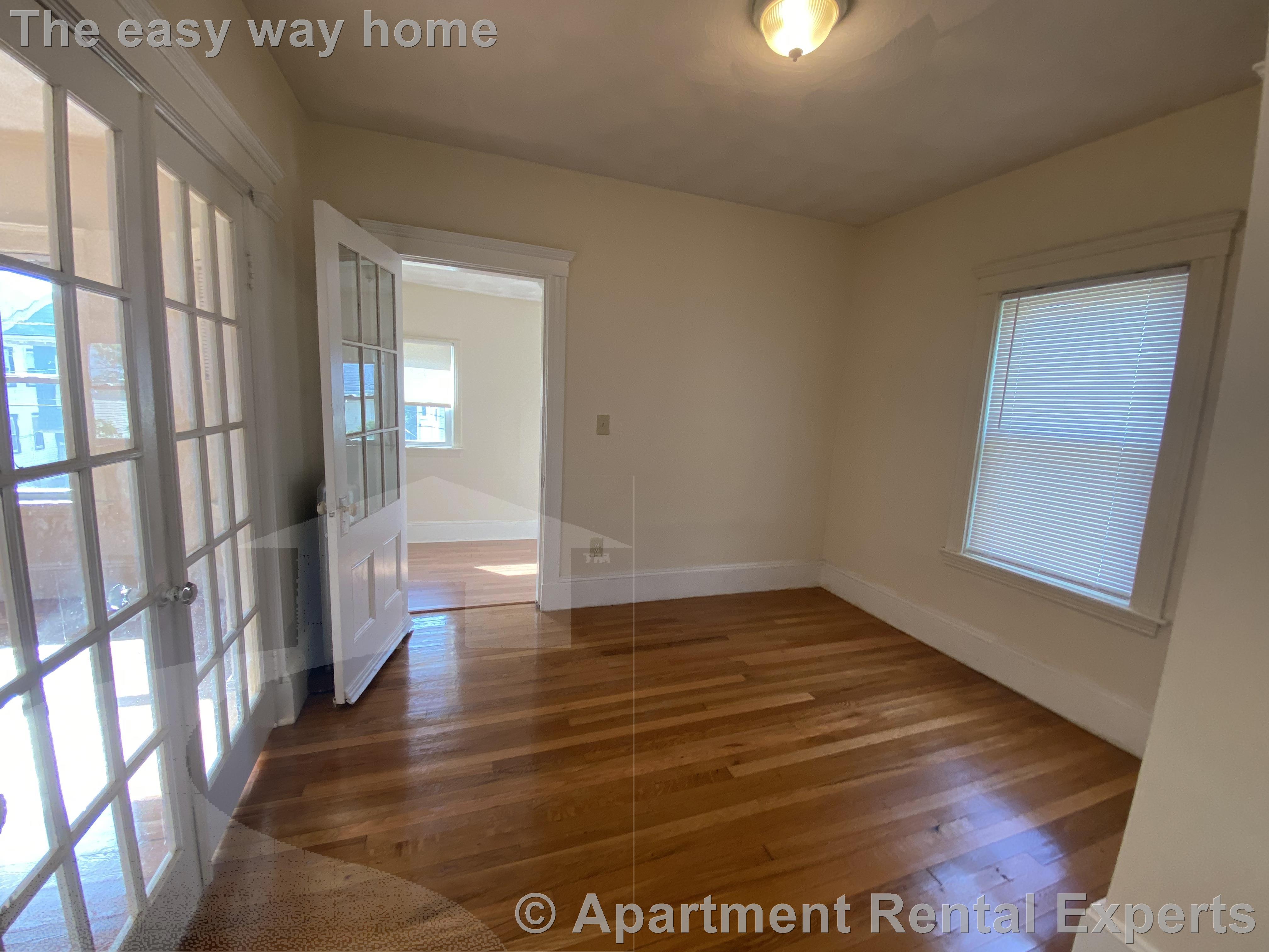 4 bed, 1 bath apartment for rent at 10 Pinkham Rd Unit 2, Tufts — photo 13 of 14