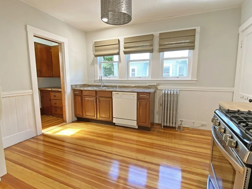 2 bed, 1 bath apartment for rent at 10 Playstead Rd Unit 1, Newton Corner — photo 9 of 12