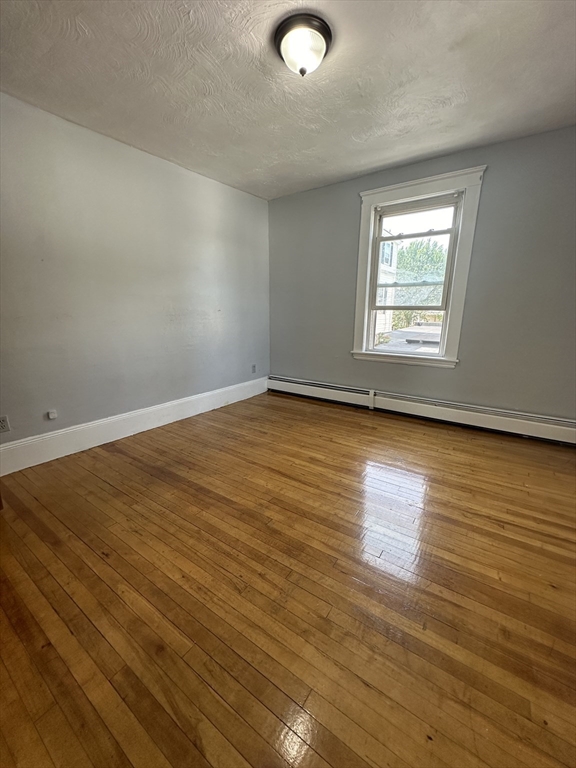 3 bed, 1 bath apartment for rent at 10 Porter St Unit 2, Haverhill — photo 10 of 17