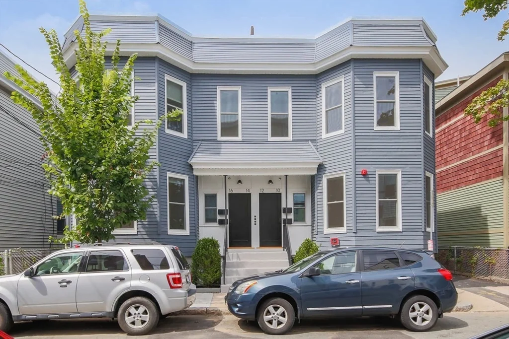 4 bed, 2 bath apartment for rent at 10 Portsmouth Unit 10, Kendall Square — photo 1 of 13