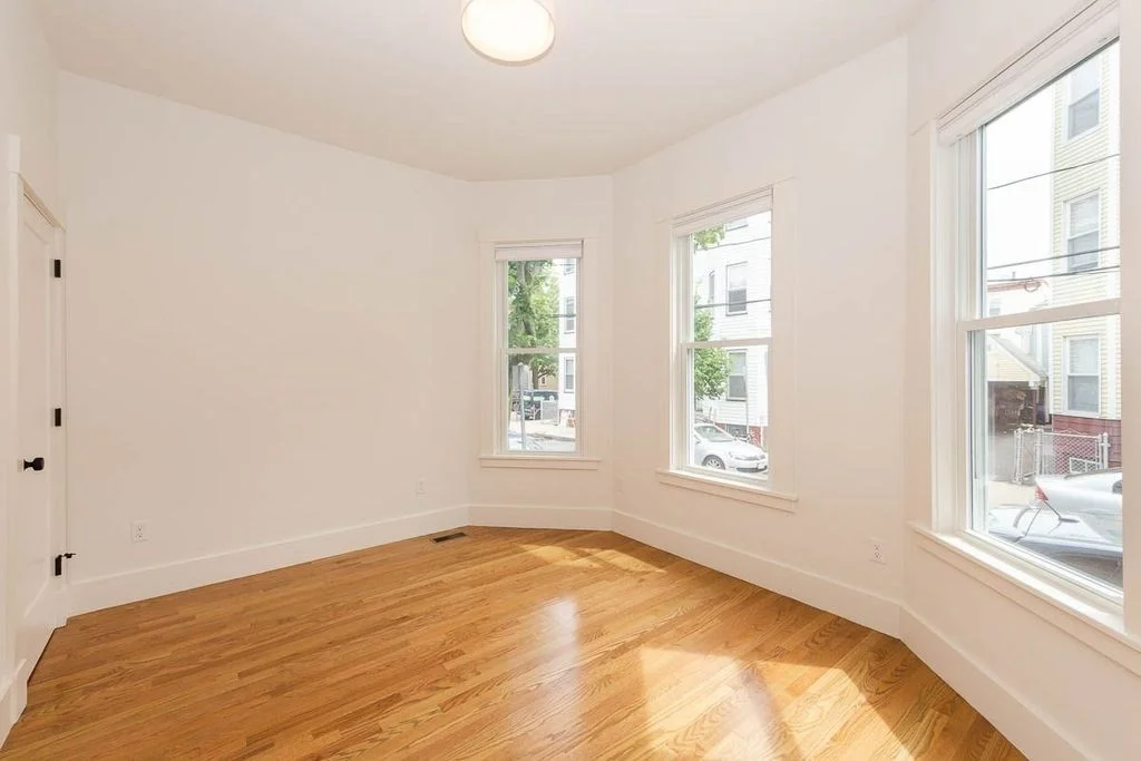 4 bed, 2 bath apartment for rent at 10 Portsmouth Unit 10, Kendall Square — photo 6 of 13