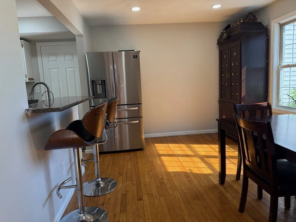 3 bed, 2 bath apartment for rent at 10 Ptarmigan Dr Unit 10, Shrewsbury — photo 12 of 38